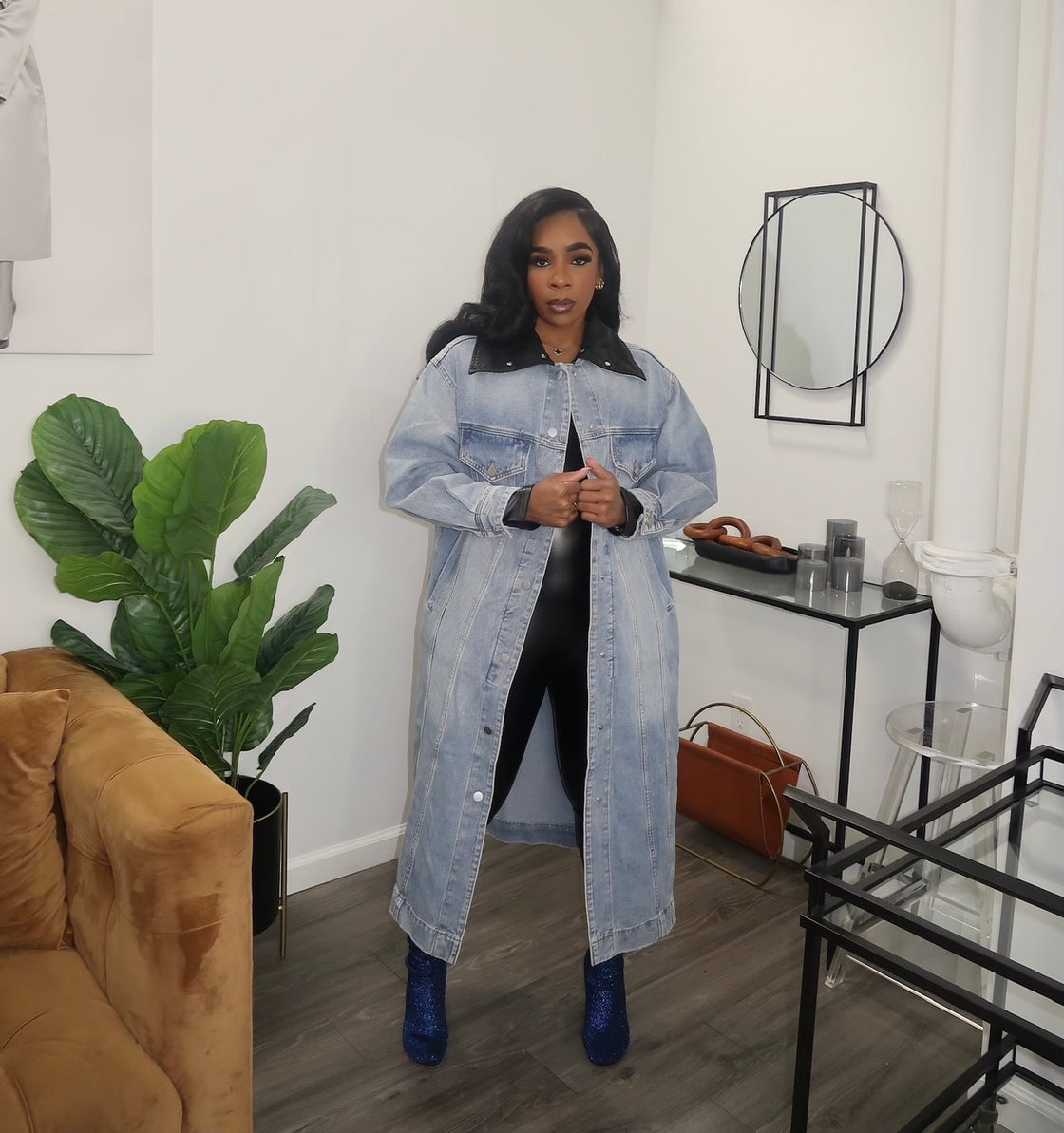 Denim trench oversized leather collar